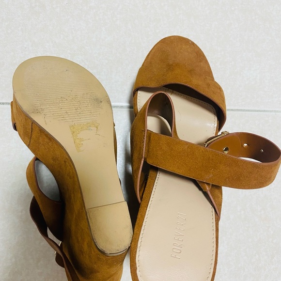 Forever 21 Wedge High heeled Sandals - Picture 3 of 5